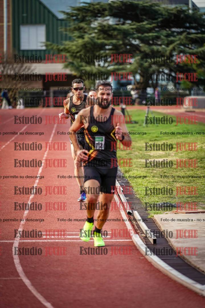 Fotos de los 3000 m llanos de varones