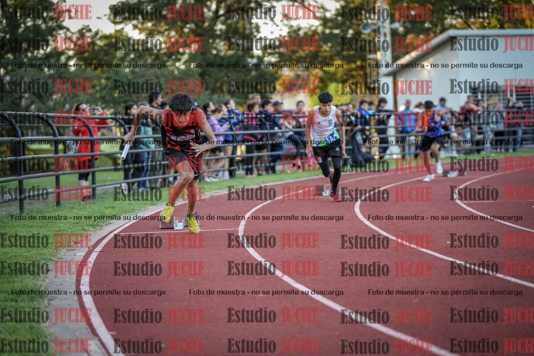Fotos de las Postas 5x80 m de varones