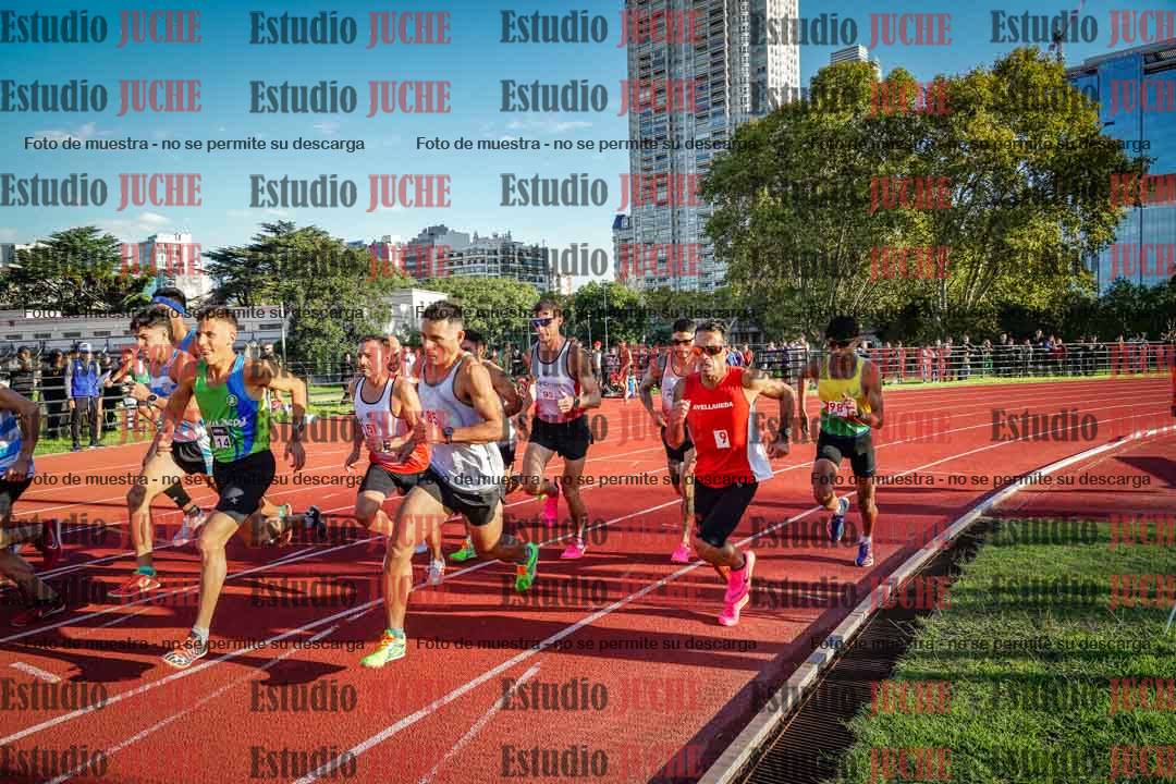 Fotos de los 1500 m llanos de varones
