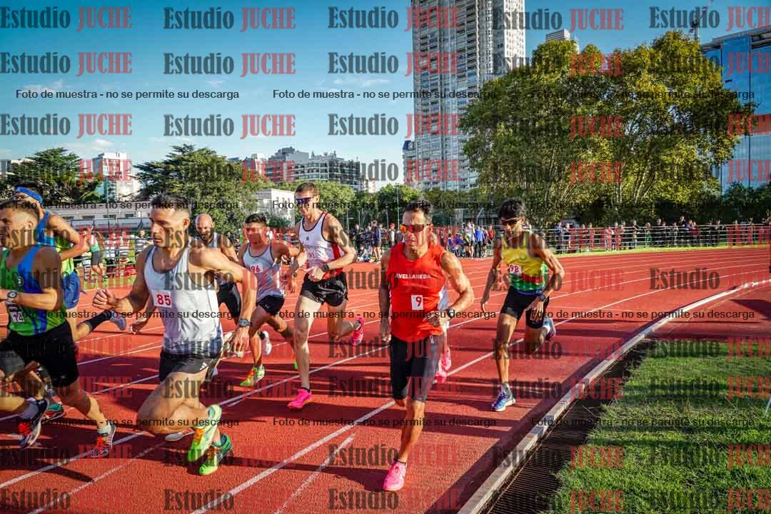 Fotos de los 1500 m llanos de varones