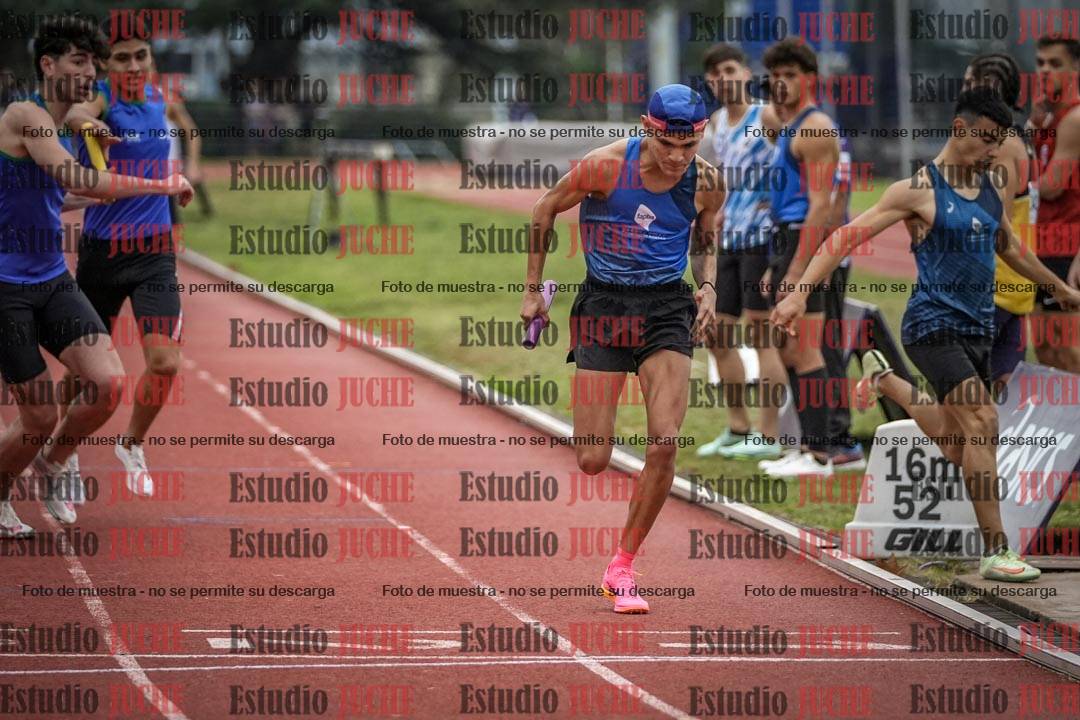Fotos de las postas 4x400 m llanos de varones