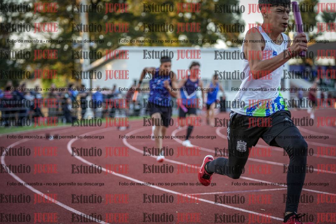Fotos de las Postas 5x80 m de varones