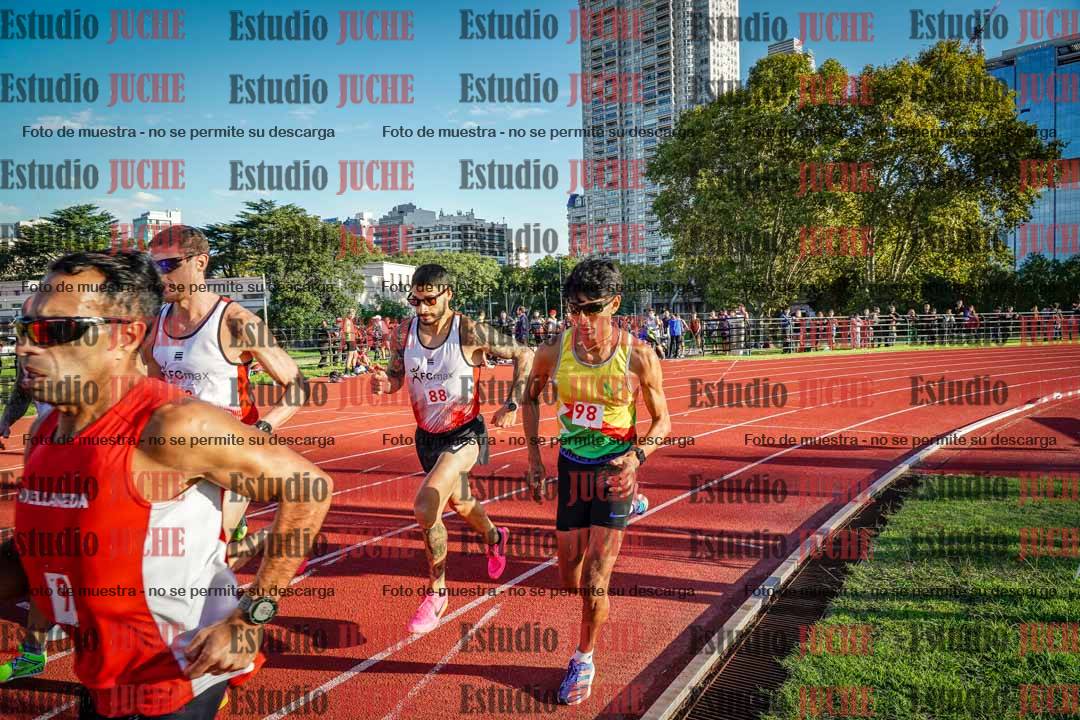 Fotos de los 1500 m llanos de varones