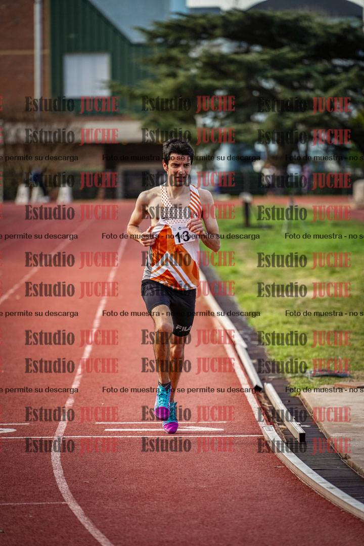 Fotos de los 3000 m llanos de varones