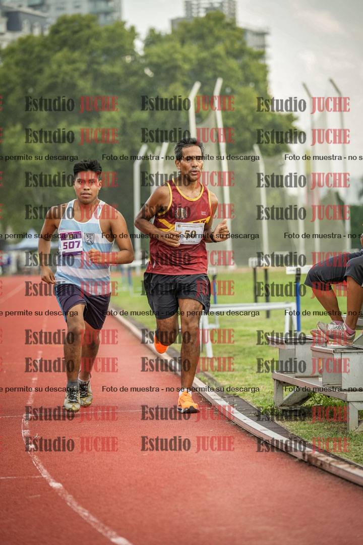 Fotos de los 3000 m llanos de varones