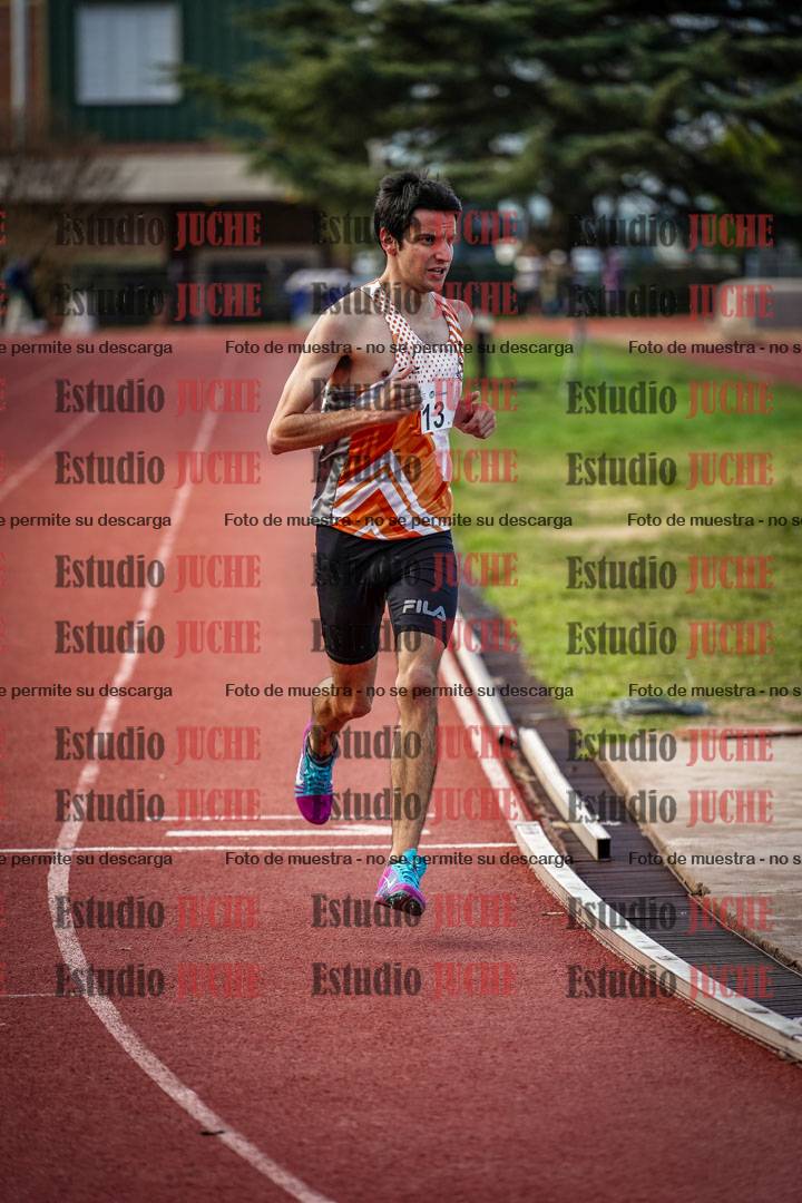 Fotos de los 3000 m llanos de varones