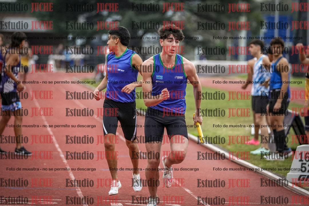 Fotos de las postas 4x400 m llanos de varones