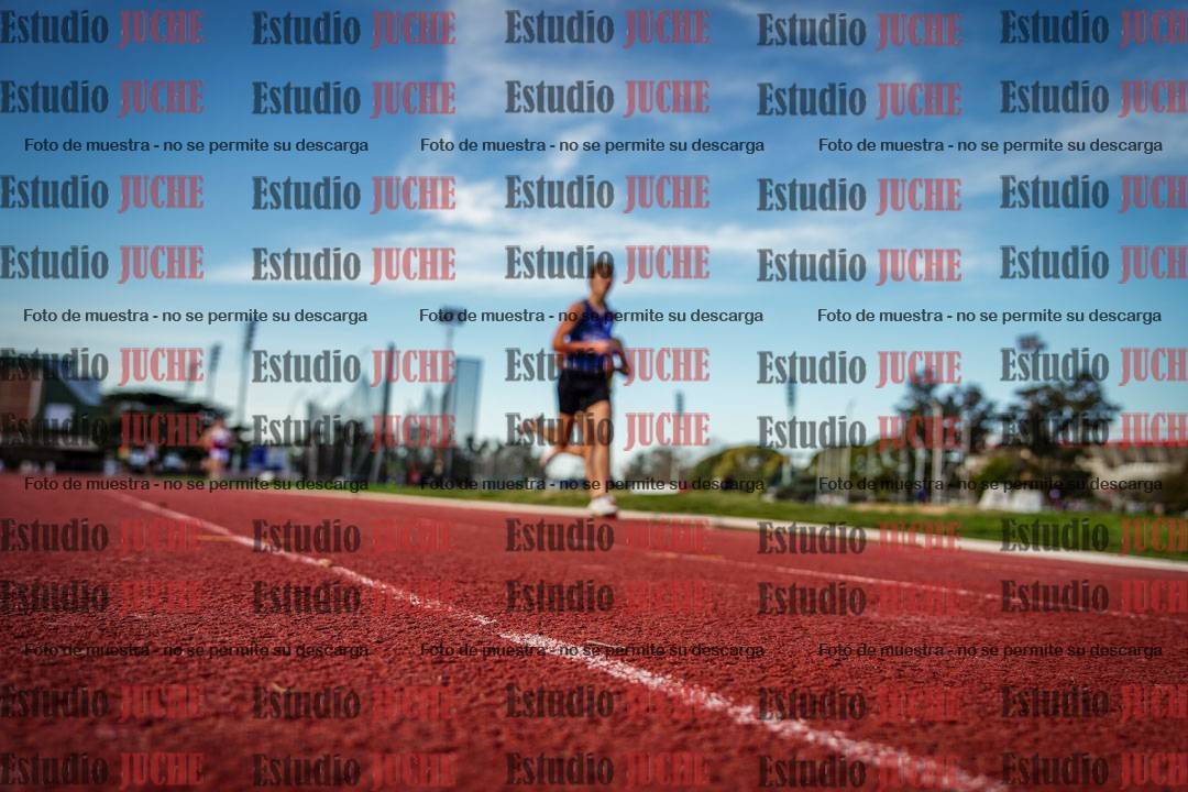 Fotos de los 3000 m llanos de varones