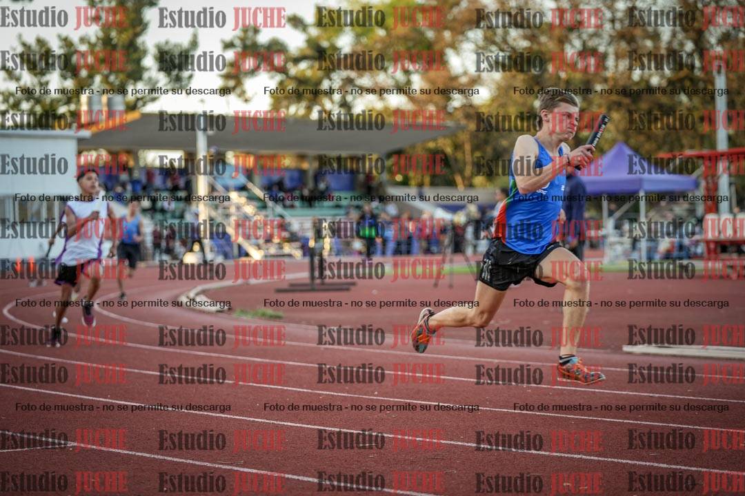 Fotos de las Postas 5x80 m de varones