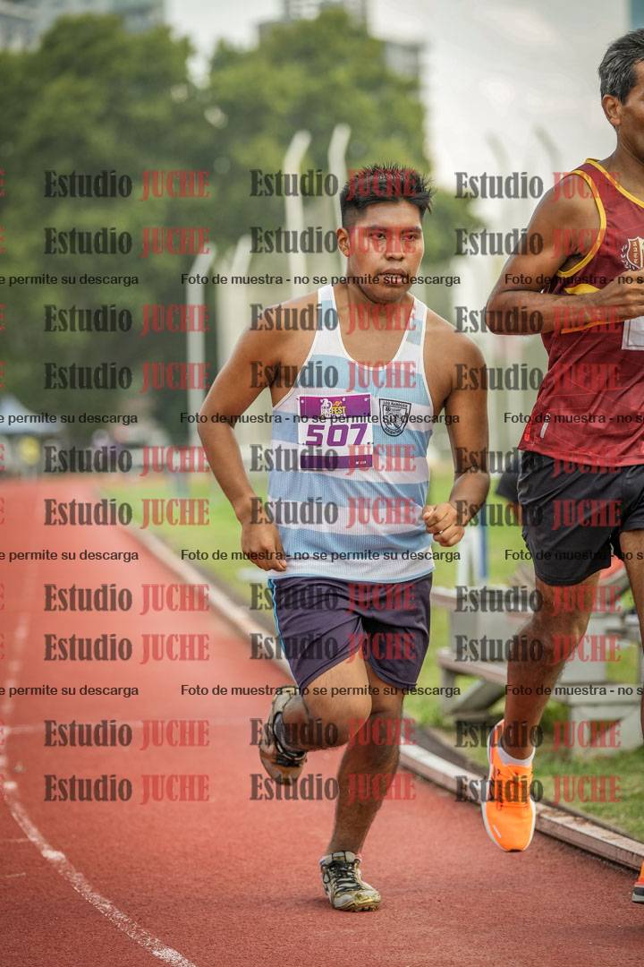Fotos de los 3000 m llanos de varones