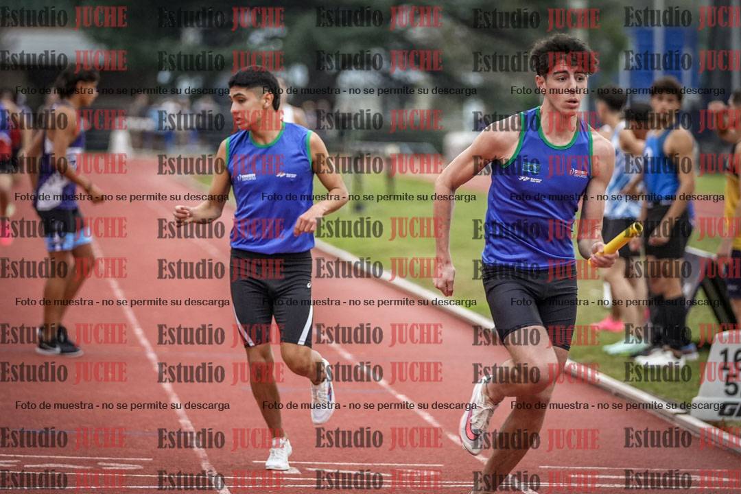 Fotos de las postas 4x400 m llanos de varones