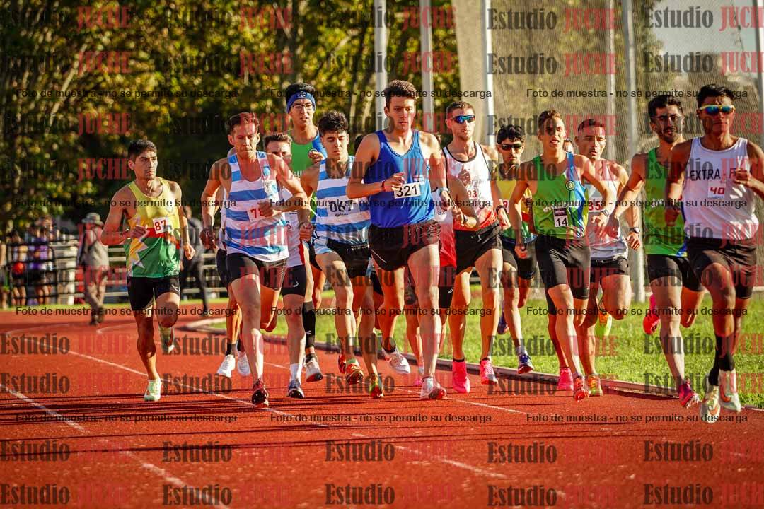 Fotos de los 1500 m llanos de varones
