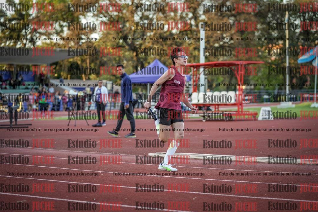 Fotos de las Postas 5x80 m de varones