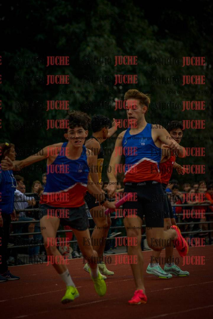 Fotos de las postas 4x400 m llanos de varones
