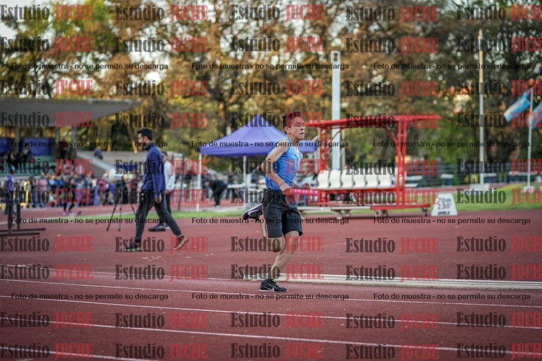 Fotos de las Postas 5x80 m de varones
