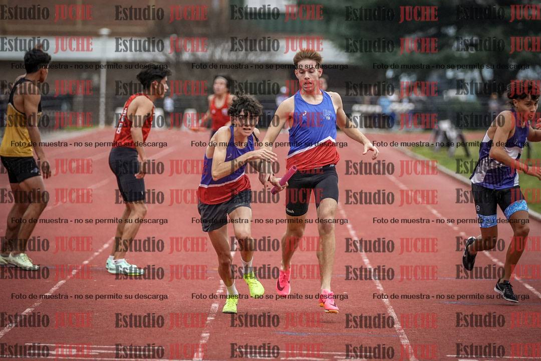 Fotos de las postas 4x400 m llanos de varones