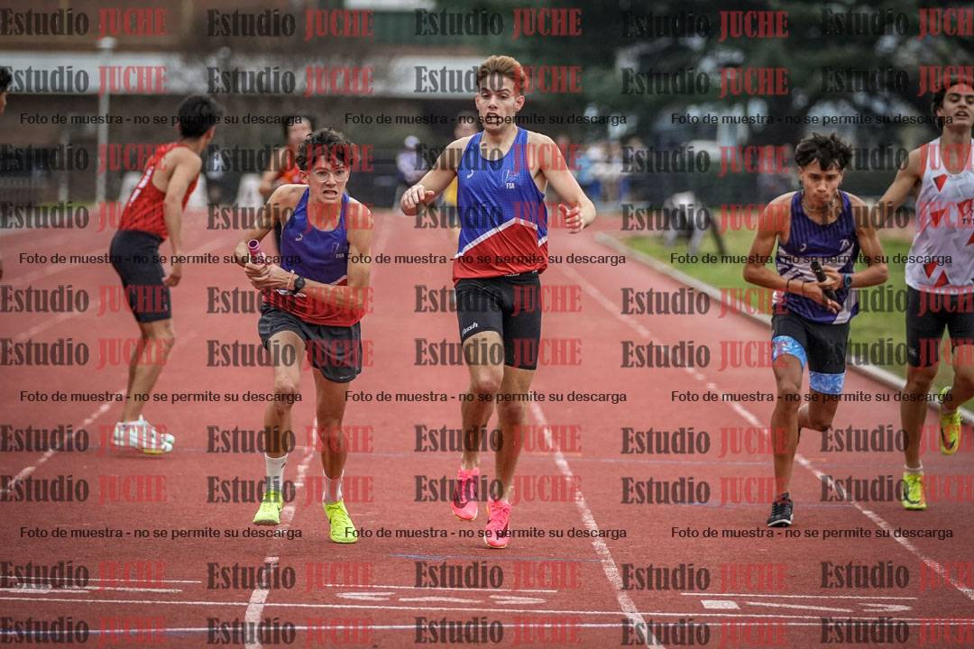 Fotos de las postas 4x400 m llanos de varones