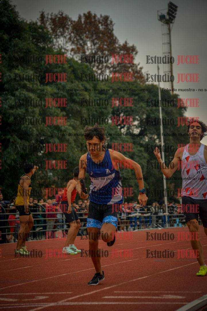 Fotos de las postas 4x400 m llanos de varones
