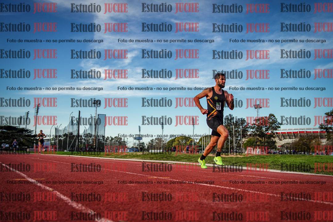 Fotos de los 3000 m llanos de varones