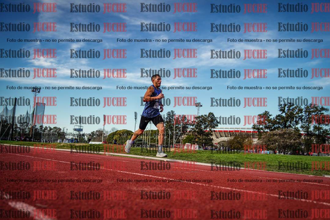 Fotos de los 3000 m llanos de varones