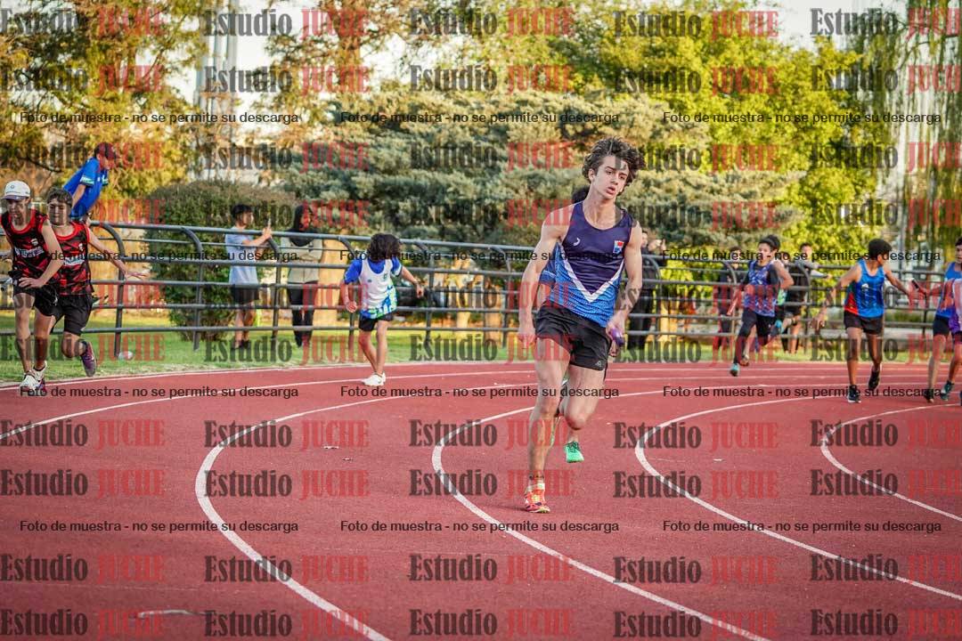 Fotos de las Postas 5x80 m de varones