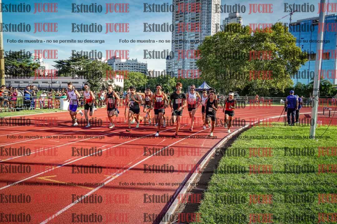 Fotos de los 1500 m llanos de varones