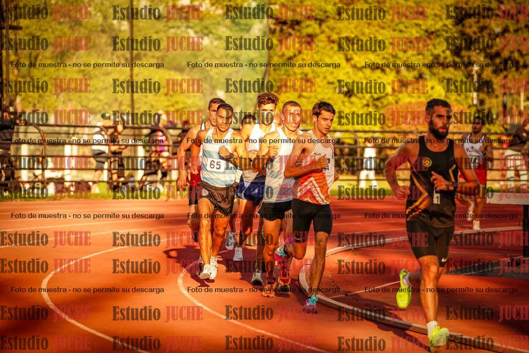 Fotos de los 3000 m llanos de varones