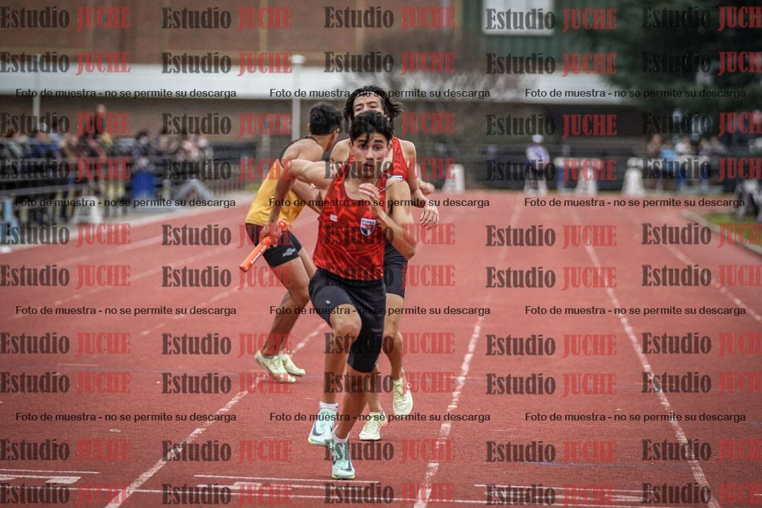 Fotos de las postas 4x400 m llanos de varones