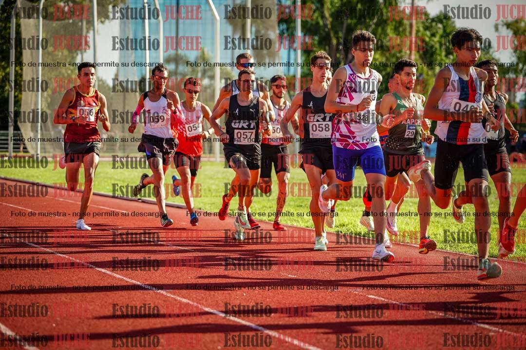 Fotos de los 1500 m llanos de varones