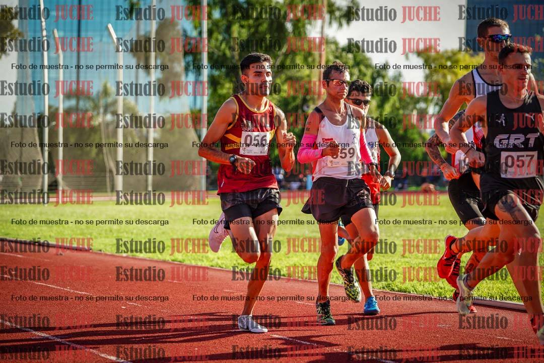 Fotos de los 1500 m llanos de varones