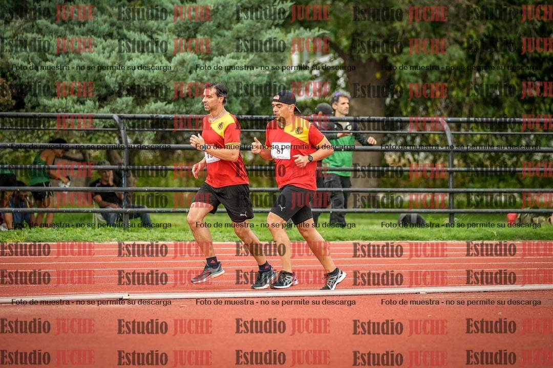 Fotos de los 3000 m llanos de varones