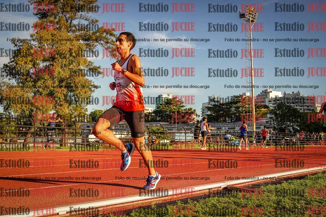 Fotos de los 3000 m llanos de varones