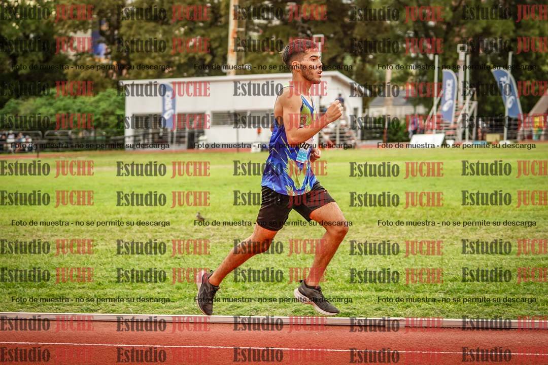 Fotos de los 3000 m llanos de varones