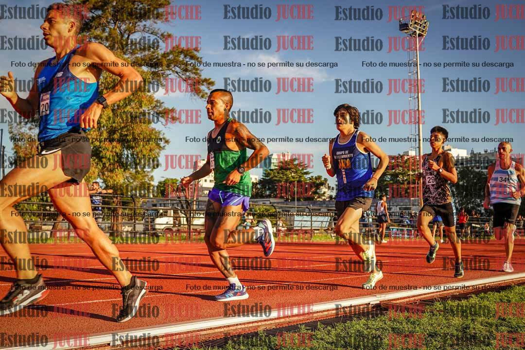 Fotos de los 3000 m llanos de varones