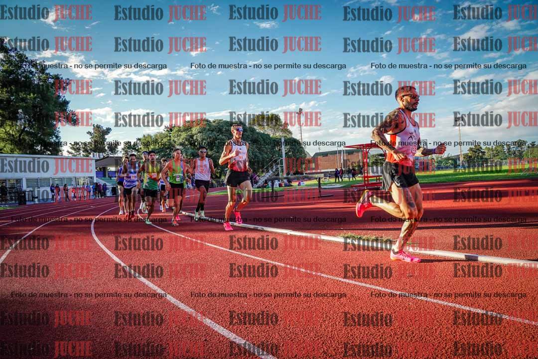 Fotos de los 1500 m llanos de varones