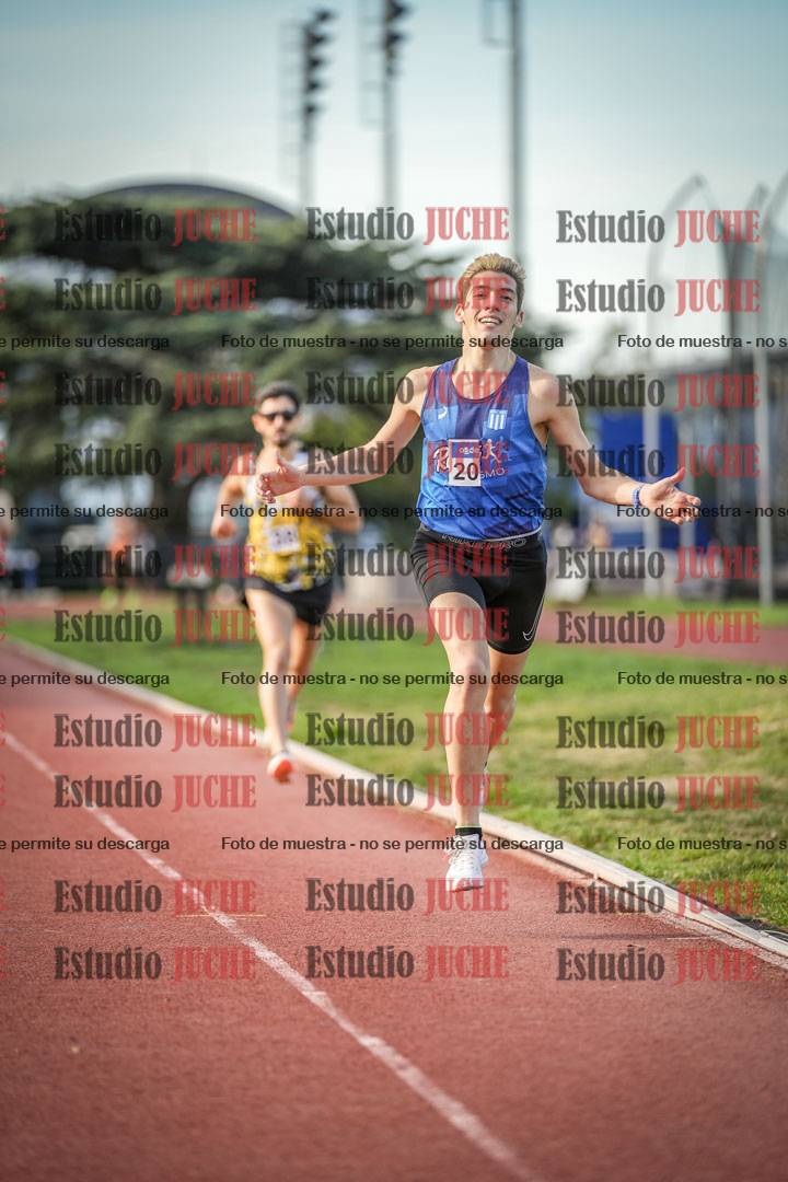 Fotos de los 3000 m llanos de varones