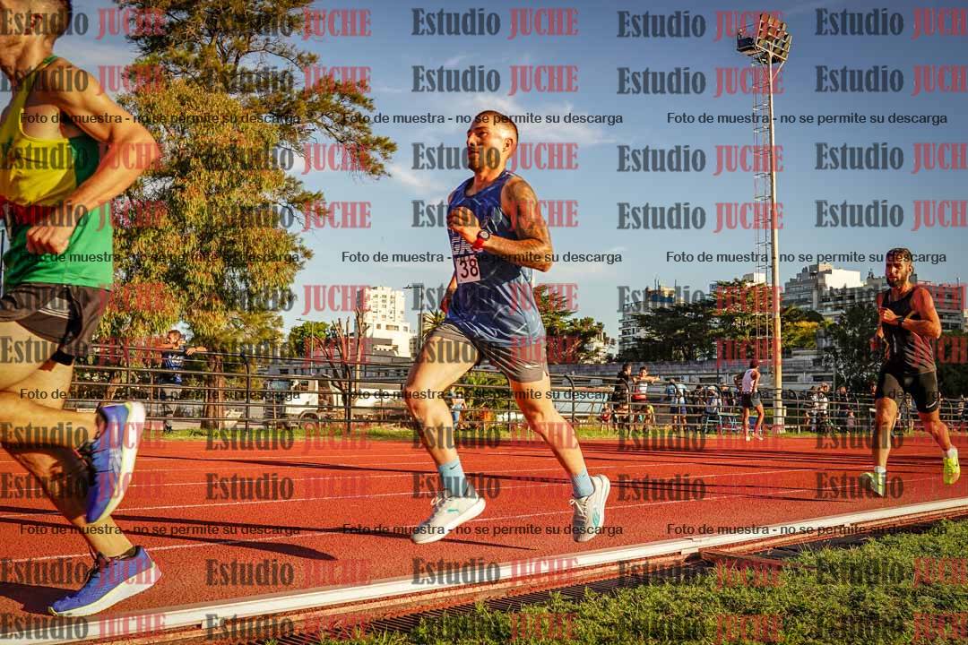 Fotos de los 3000 m llanos de varones