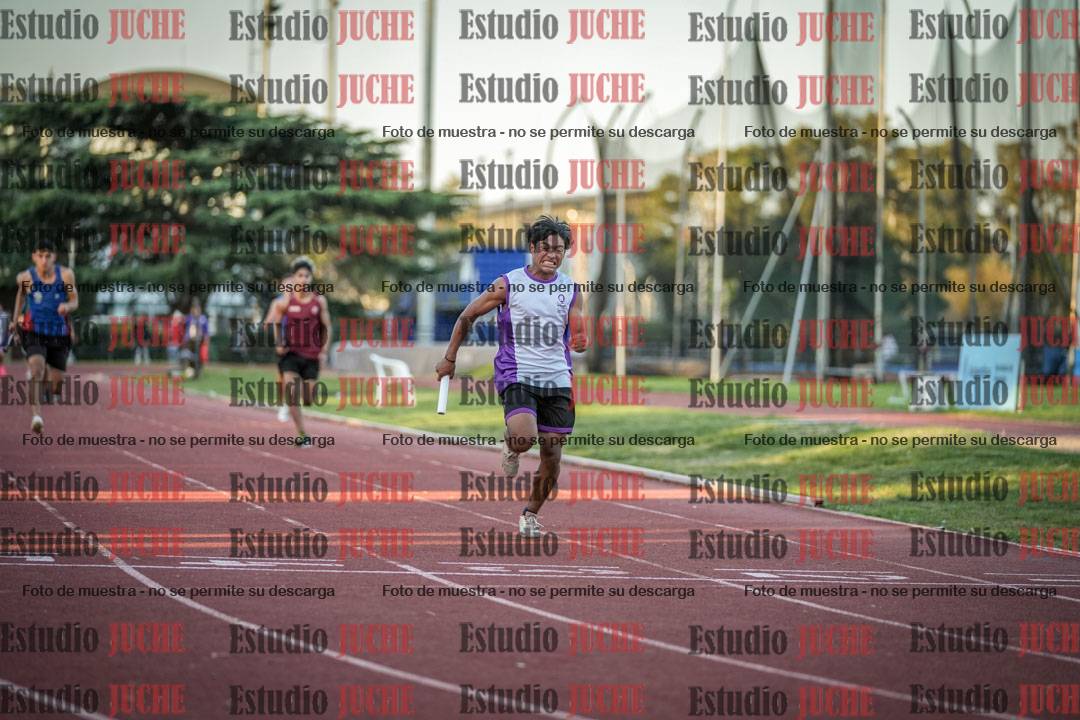 Fotos de las Postas 5x80 m de varones