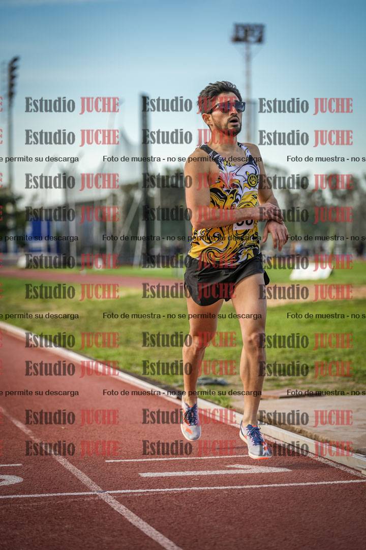Fotos de los 3000 m llanos de varones