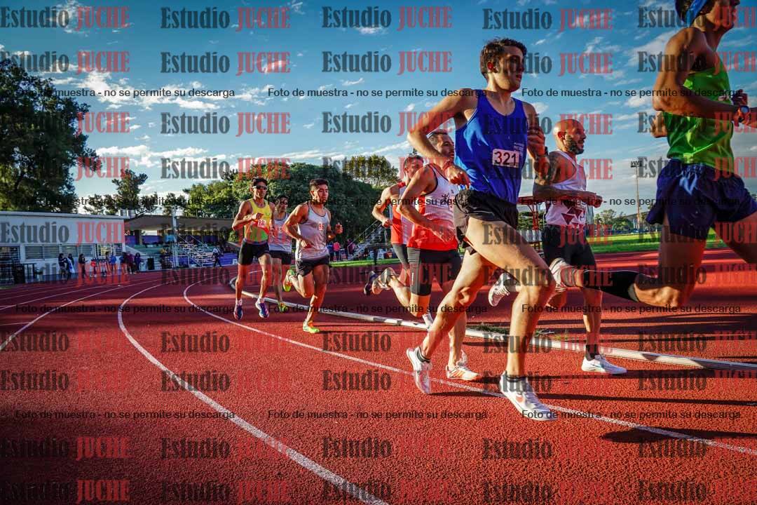 Fotos de los 1500 m llanos de varones