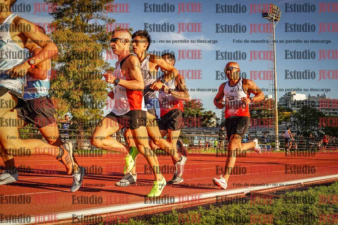 Fotos de los 3000 m llanos de varones