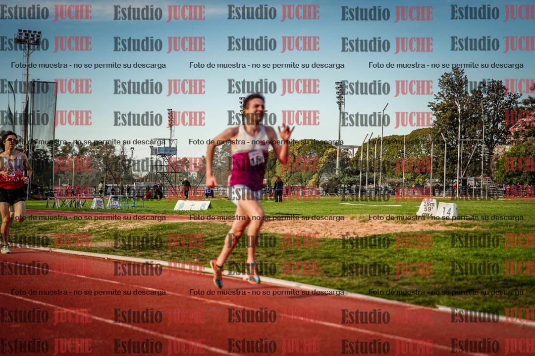Fotos de los 3000 m llanos de varones