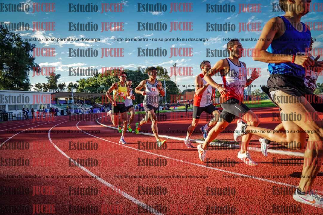Fotos de los 1500 m llanos de varones