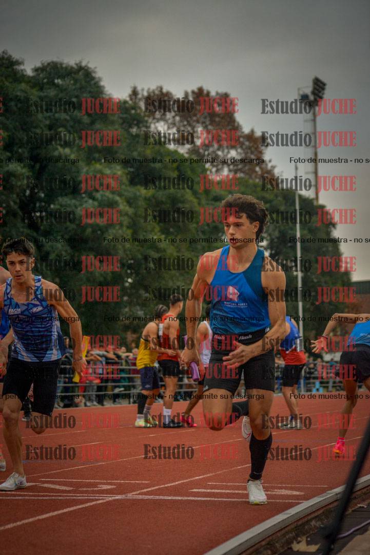 Fotos de las postas 4x400 m llanos de varones