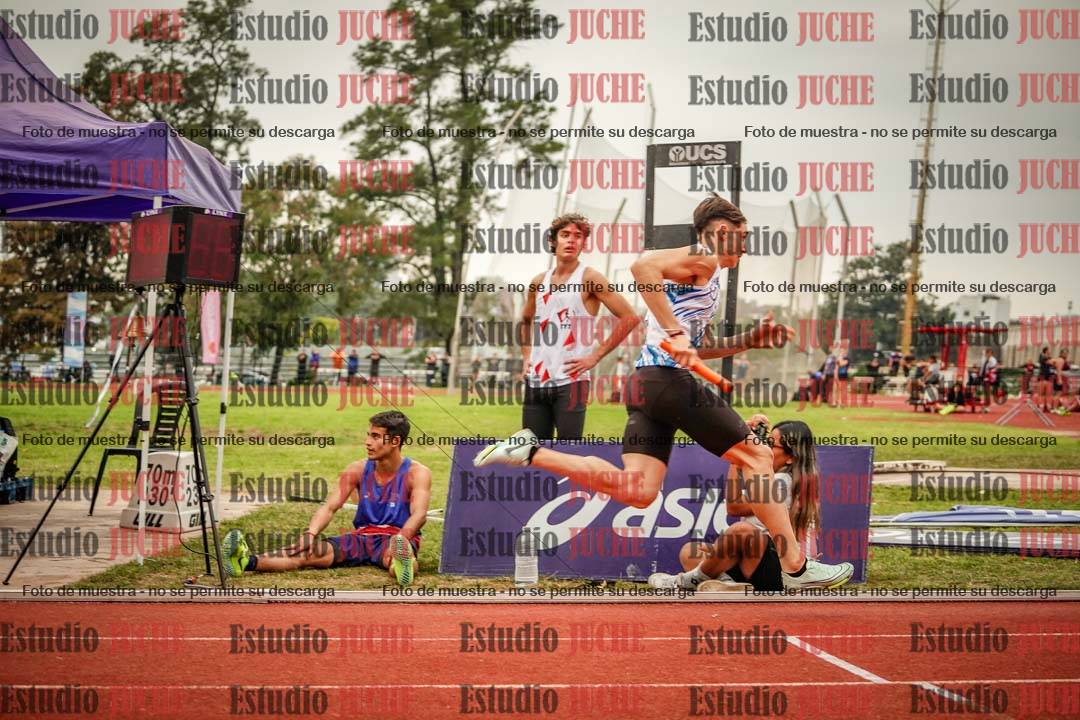 Fotos de las postas 4x400 m llanos de varones