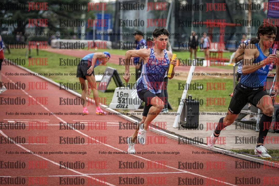 Fotos de las postas 4x400 m llanos de varones