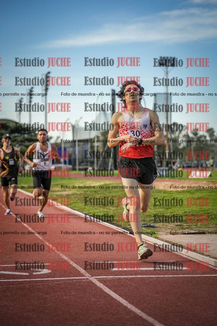 Fotos de los 3000 m llanos de varones