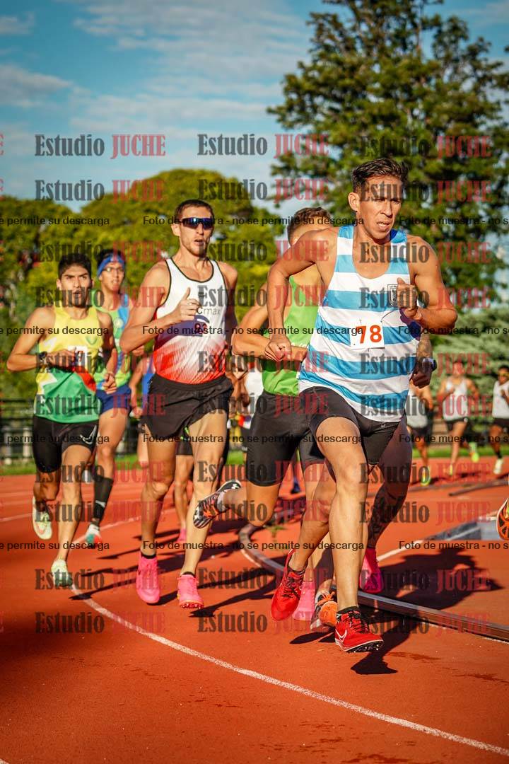Fotos de los 1500 m llanos de varones