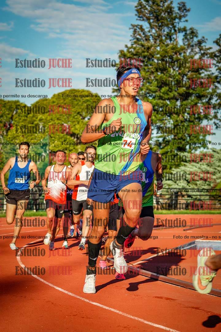 Fotos de los 1500 m llanos de varones
