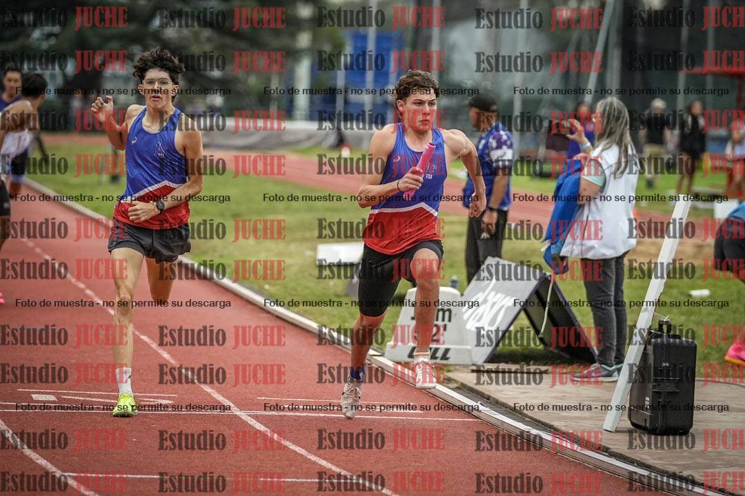 Fotos de las postas 4x400 m llanos de varones